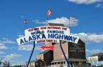 Ponto inicial da rodovia Alaska Highway, em Dawson Creek, pequena cidade na British Columbia, no Canadá